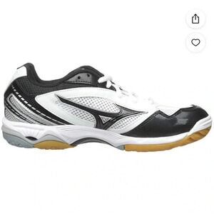 Mizuno Women’s Wave Hurricane Volleyball Shoes size 8.5